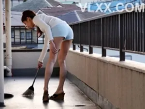 3000 tệ cho một gái gọi cao cấp 23 tuổi, đôi chân dài 170cm và bộ ngực tuyệt đỉnh, trình độ quyến rũ hạng nhất, trước sau nở nang, một mỹ nhân đáng để quan hệ tình dục...